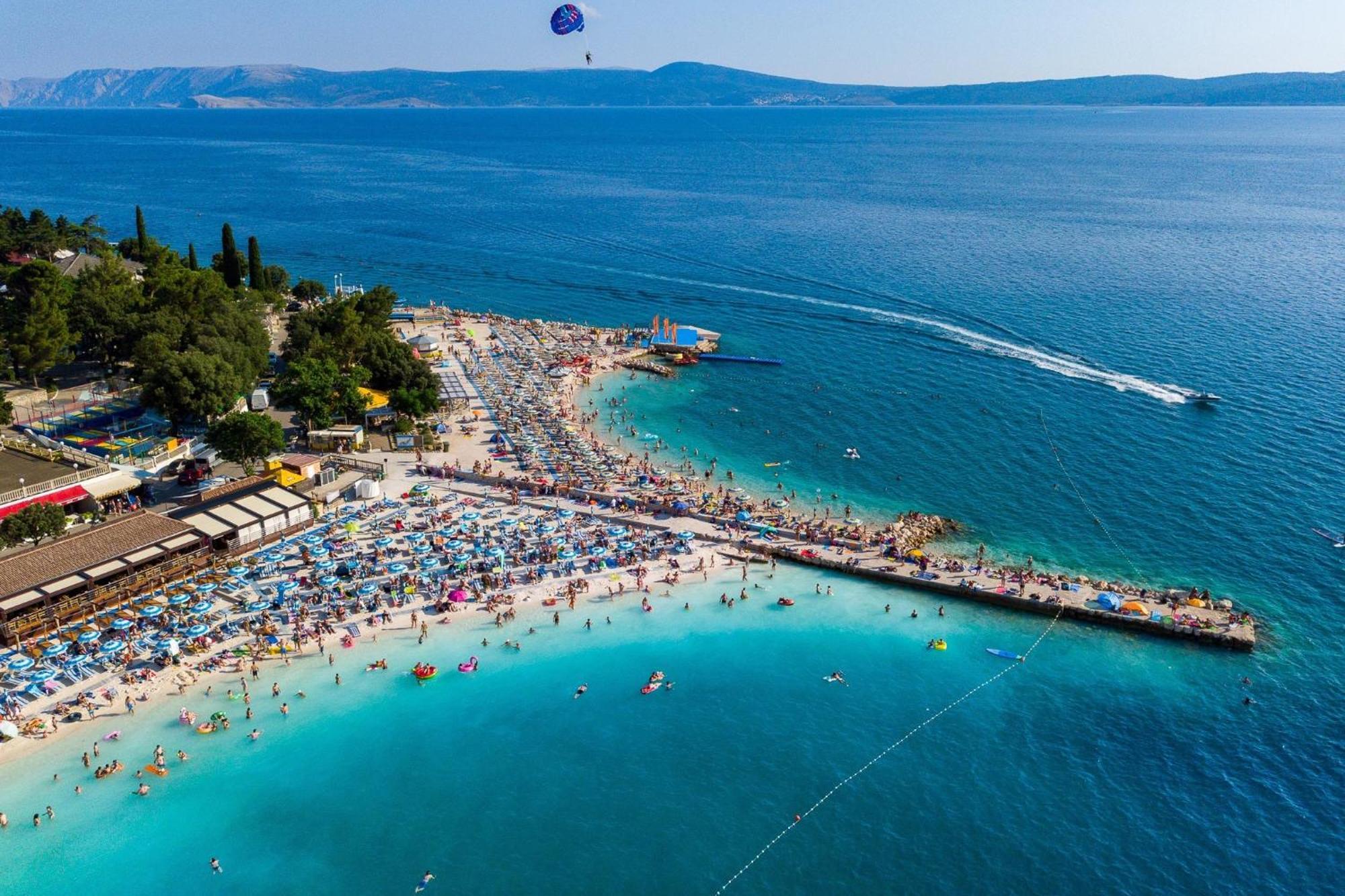 Apartments With A Parking Space Selce, Crikvenica - 2381 Exterior foto